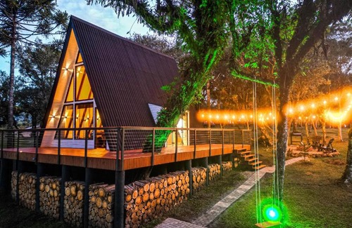 Cambara Ski Chalet | Pet-Friendly Reserva Guimarães with Ocean Views & Pool