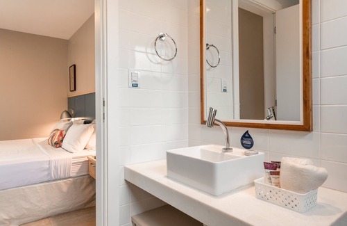 Laranjeiras Resort | Explore Reservas dos Lagos - Boa Luz with Pool & Dining