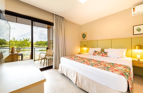Laranjeiras Resort | Explore Reservas dos Lagos - Boa Luz with Pool & Dining