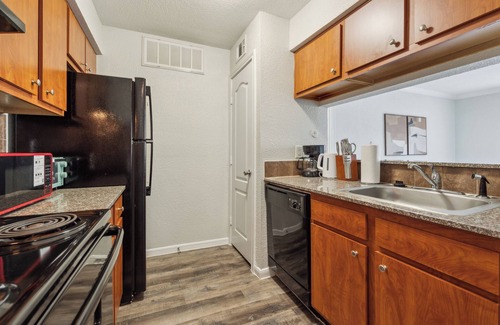 Clodine Apartment | Reserve at westwood 3281 I Spacious 1 Bed 1 Bath