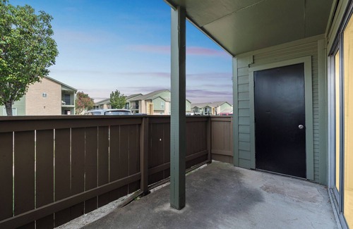 Clodine Apartment | Reserve at westwood 3281 I Spacious 1 Bed 1 Bath
