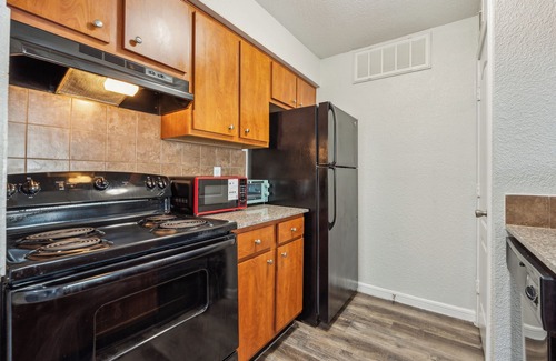 Clodine Apartment | Reserve at westwood 3289 I Spacious 1 Bed 1 Bath