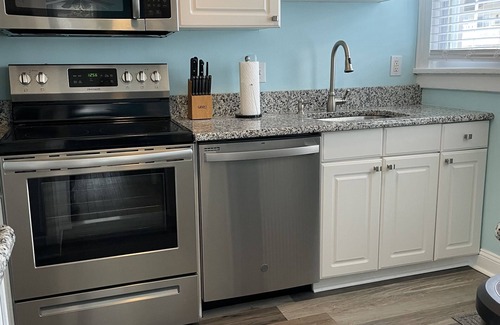 North End Condo | Last Chance for Oceanfront Stay: 10/10 Rated Hotel