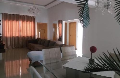 Maringa House | Residência Cidade Verde 1: Your Home Away From Home