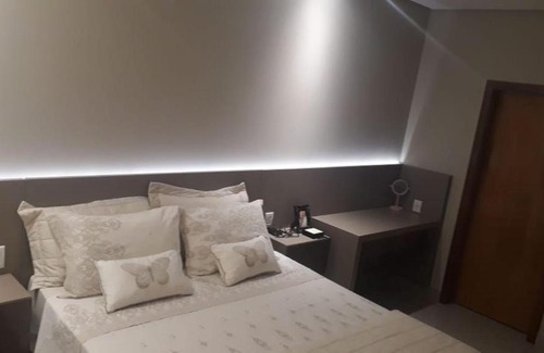 Capitolio House | Relax at Residência dos Lopes with Pool & Hot Tub Access
