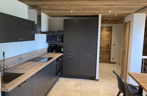 Montgellafrey Apartment | Spacious Residence L Ancolie: Perfect for 10 Guests