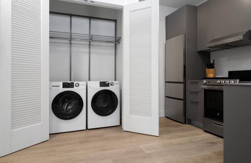 Truxton Circle Apartment | Discover Placemakr NoMa: Pet-Friendly Haven with Breakfast