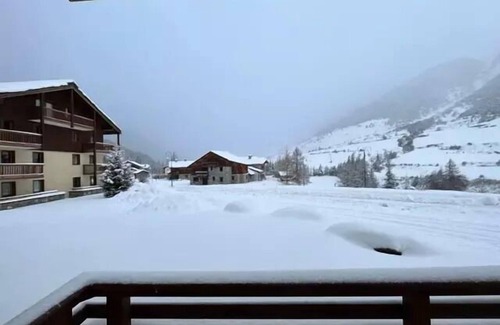 Val Cenis Apartment | Ideal Residence Les Alpages: 3 Rooms with Pool & Spa
