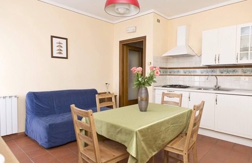 Castagno Apartment | Pet-Friendly Retreat with Spa & Breakfast in Pistoia