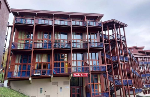 Arc-1800 Apartment | Cozy Residence Aiguille Grive Bat II: Ideal for Families