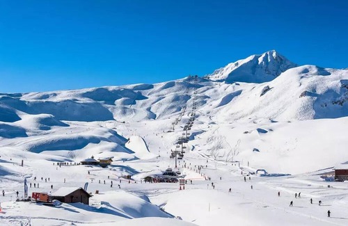 Arc-2000 Apartment | Residence Aiguille Rouge - Nice studio for 4 people in Arc 2000 ski to the feet, in the center of the resort, near shops, bowling and pati