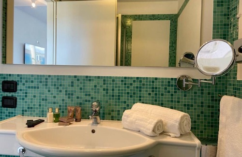 Marina di Vasto Hotel | Ocean View Residence al Palace: 4-Star Family Retreat