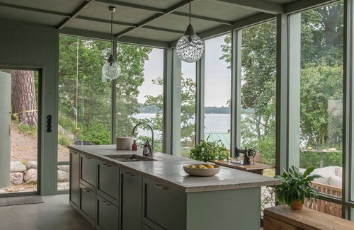 Vaxholm Municipality Villa | Lakefront Residence Allsjönsro: Family-Friendly Retreat