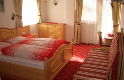 Valles Apartment | Experience Comfort at Residence Alpenblick with Ocean Views