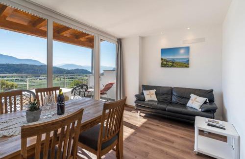Tesimo Apartment | Discover Residence Alpina: Pet-Friendly with Breakfast Included