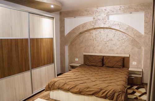 Deva Apartment | Top-Rated Residence Apartments Deva with Free Breakfast