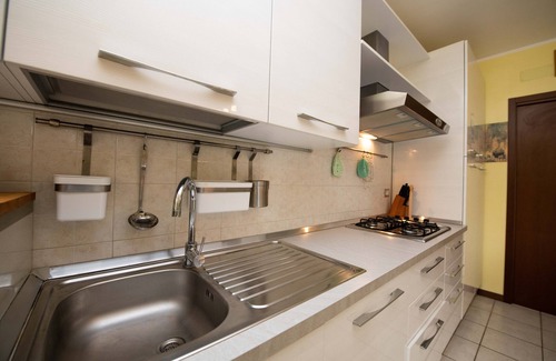 Villaggio Sanghen Apartment | Relax at Residence Atollo with Oceanfront Pool & Breakfast
