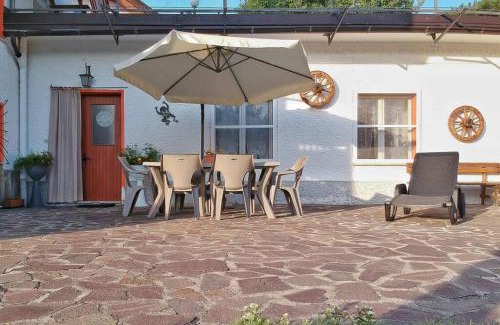 Fondo Apartment | Pet-Friendly Residence Bellavista with High Guest Ratings