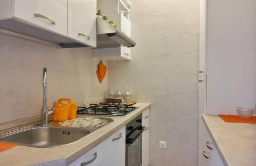 Fondo Apartment | Pet-Friendly Residence Bellavista with High Guest Ratings