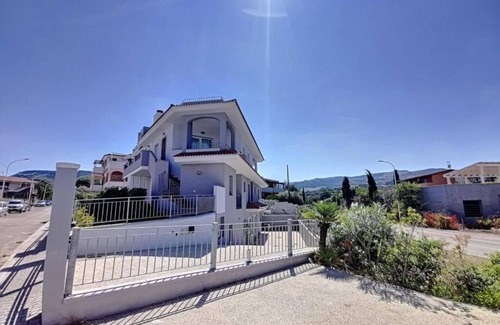 Lu Bagnu Apartment | Family-Friendly Residence Blu Sea with Full Kitchen Access