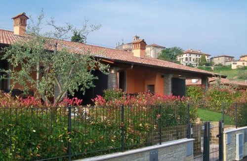 Manerba del Garda Apartment | Experience Residence Boschetti: Pet-Friendly Oceanfront Retreat