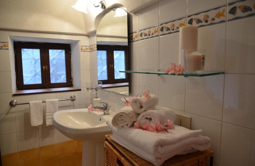 Bugeber House | Pet-Friendly Retreat at Residence Bugeber-i Dammusi