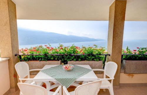 Oldesio Apartment | Pet-Friendly Residence Calap with Ocean Views for Families