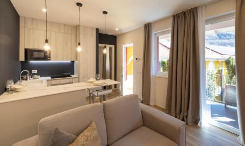 Omegna House | Family-Friendly Stay at Residence Casa Coppa Appartamento Iris