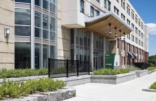 Ottawa Division Apartment | Comfortable Stay at Residence & Conference Centre - Ottawa West