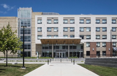 Ottawa Division Apartment | Comfortable Stay at Residence & Conference Centre - Ottawa West