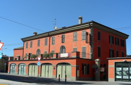 Parma Apartment | Elegant Residence Corte della Vittoria - Family-Friendly Retreat