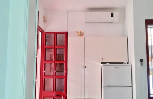 Lido Marini Apartment | Oceanfront Residence Delle Rose Apartment with Breakfast