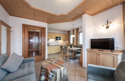 Terento Apartment | Residence Diana Apartment 301: Mountain View & Balcony