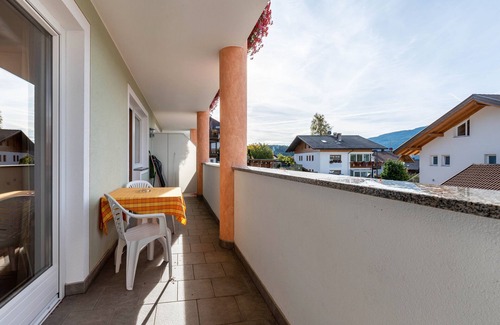 Terento Apartment | Scenic Residence Diana Apartment with Balcony & Mountain View