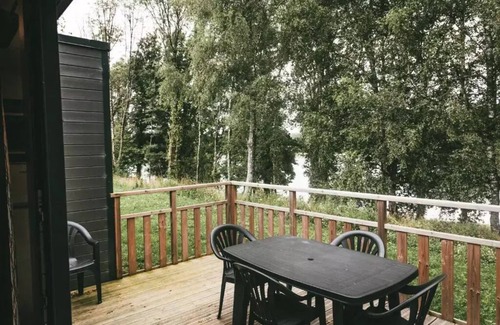 Rochefort-en-Terre House | Experience Residence du Domaine du Moulin Neuf: Lake View Cottage