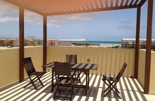 Sal Rei Apartment | Oceanfront Residence Estrela do Mar - Rated 9/10 by Guests