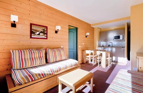 Bellentre Apartment | Family-Friendly Residence La Marelle & Le Rami with Spa