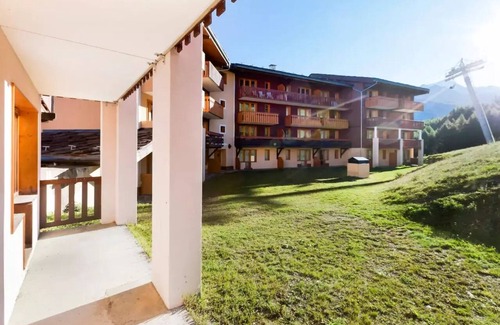 Bellentre Apartment | Family-Friendly Residence La Marelle & Le Rami with Spa