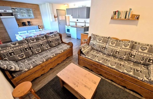 Valfrejus Apartment | Ideal Residence Grand Argentier: Family-Friendly Retreat