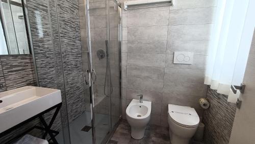Marina Centro Apartment | Discover Residence Hotel Angeli: 9.1/10 & Ocean Views