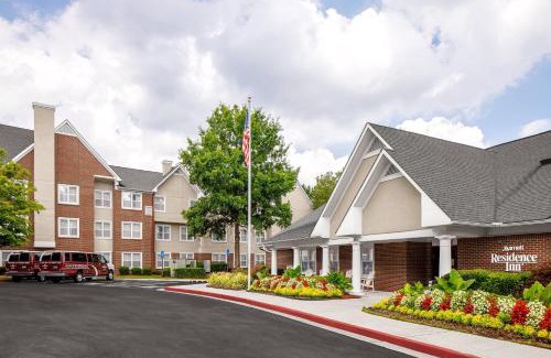 Peachtree Corners Hotel | Cozy Residence Inn Atlanta Norcross with Pet-Friendly Perks