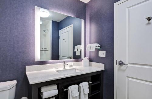 Middleburg Heights Hotel | Pet-Friendly Residence Inn by Marriott near Cleveland Airport
