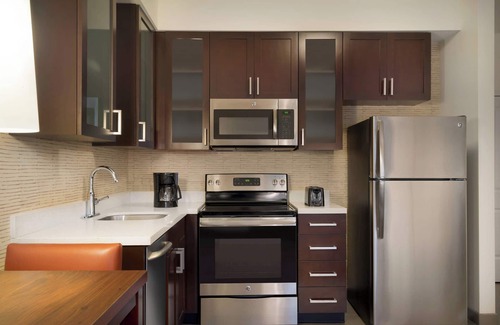 Winston - Salem Hotel | Inviting Residence Inn by Marriott Winston-Salem with Pool