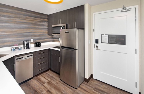 Gateway Hotel | Top-Rated Residence Inn by Marriott Toronto Mississauga West