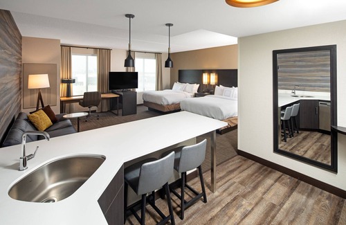 Gateway Hotel | Top-Rated Residence Inn by Marriott Toronto Mississauga West