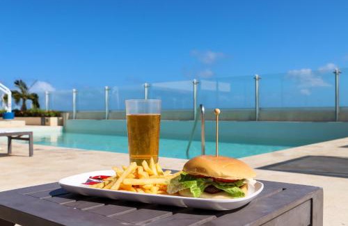 Zona Hotelera Hotel | Oceanfront Residence Inn by Marriott in Cancun Hotel Zone