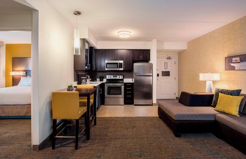 Regina Hotel | Relaxing Retreat at Residence Inn by Marriott Regina