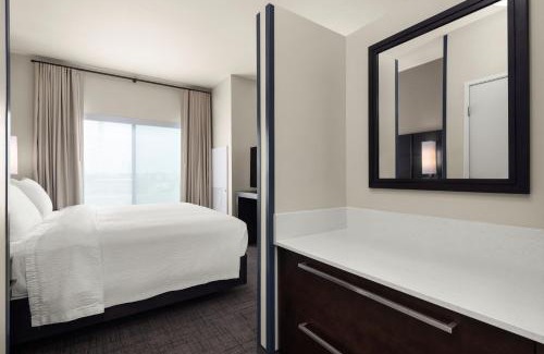 East Peoria Hotel | Discover Residence Inn by Marriott East Peoria - 9.5/10 Rated