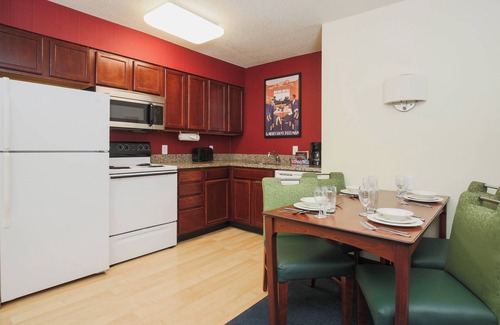 Flint Hotel | Comfortable Stay at Residence Inn By Marriott Flint