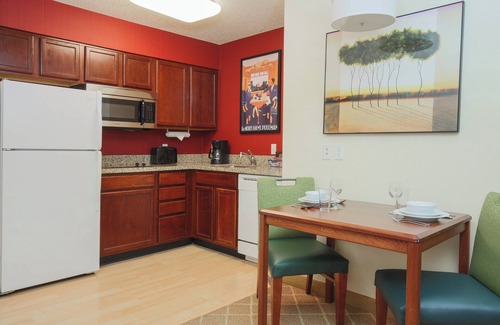 Flint Hotel | Comfortable Stay at Residence Inn By Marriott Flint
